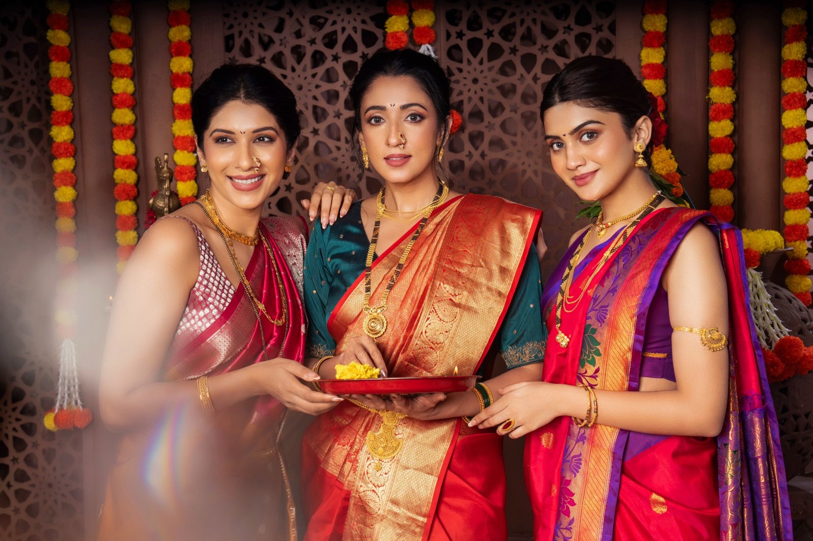Traditional gold necklace and earrings